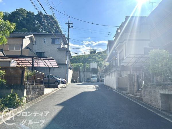 生駒郡平群町大字西向　中古一戸建て