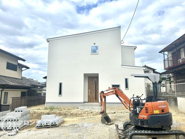 北葛城郡河合町高塚台２丁目　新築一戸建て