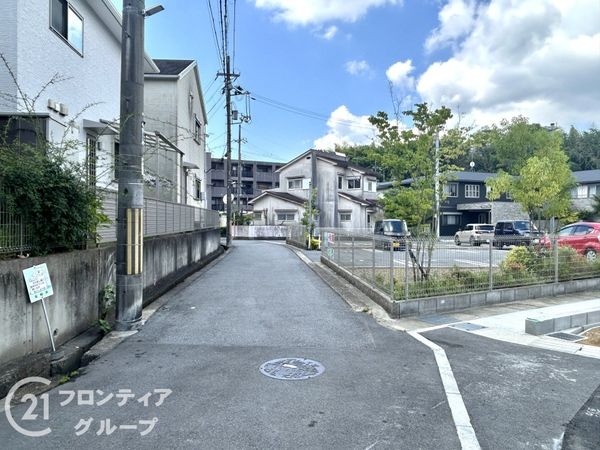 生駒市東菜畑２丁目　新築一戸建て　２期　２号棟