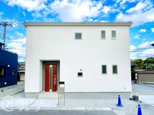 天理市長柄町　新築一戸建て　２号棟