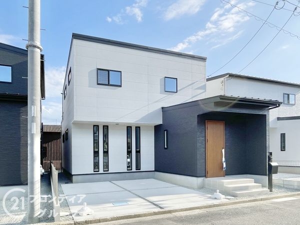 橿原市葛本町　新築一戸建て　３号棟