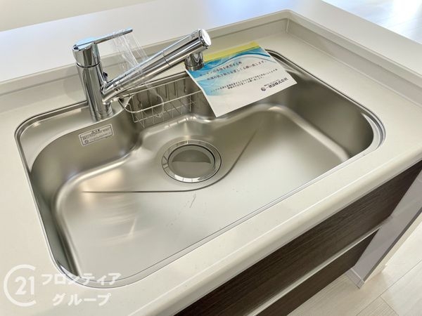奈良市赤膚町　新築一戸建て　２号棟