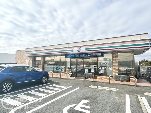 木津川市山城町平尾東黒部　新築一戸建て　第２期　３号棟(セブンイレブン山城上狛店)