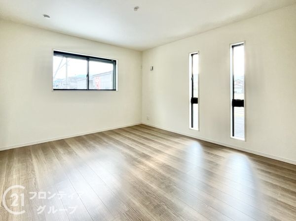 葛城市笛堂　新築一戸建て　３期　２号棟