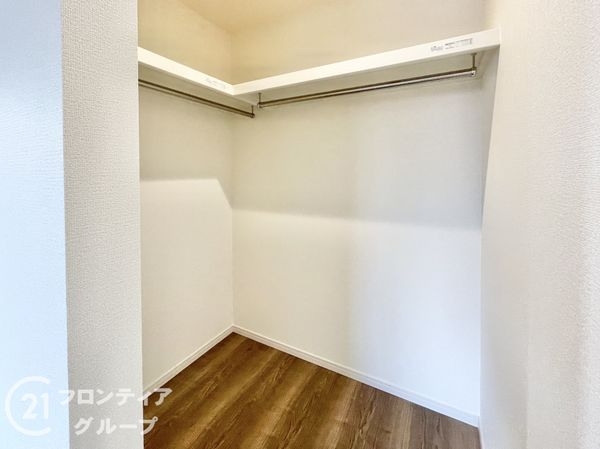 葛城市笛堂　新築一戸建て　３期　２号棟