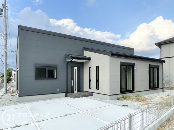 葛城市笛堂　新築一戸建て　３期　２号棟