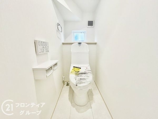 奈良市千代ヶ丘１丁目　新築一戸建て　２号棟