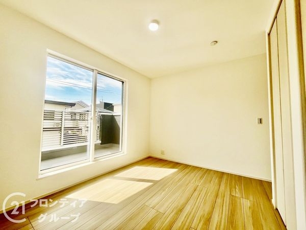 奈良市千代ヶ丘１丁目　新築一戸建て　２号棟