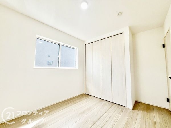 奈良市千代ヶ丘１丁目　新築一戸建て　２号棟