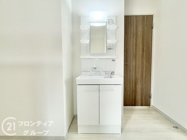 御所市栄町　新築一戸建て　２号棟