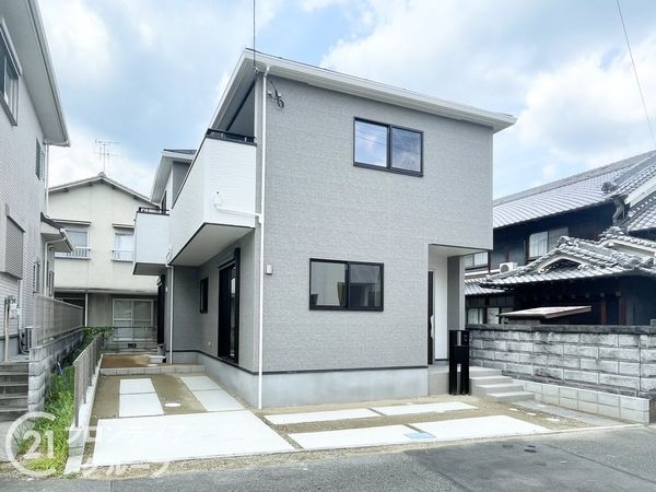 御所市栄町　新築一戸建て　２号棟