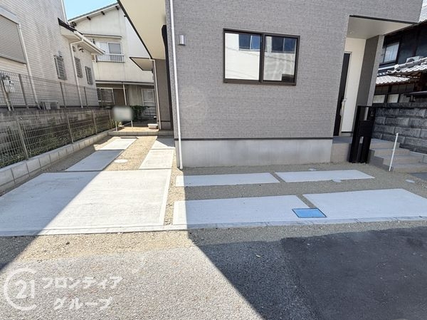 御所市栄町　新築一戸建て　２号棟