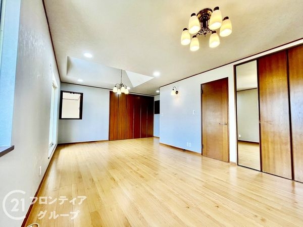 生駒市小明町　中古一戸建て