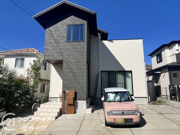 木津川市梅美台５丁目の中古一戸建て