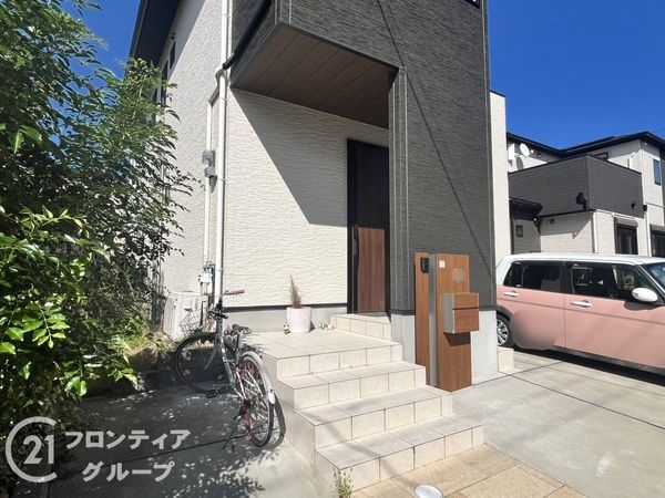 木津川市梅美台５丁目の中古一戸建て