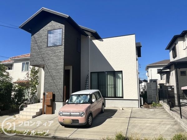 木津川市梅美台５丁目の中古一戸建て