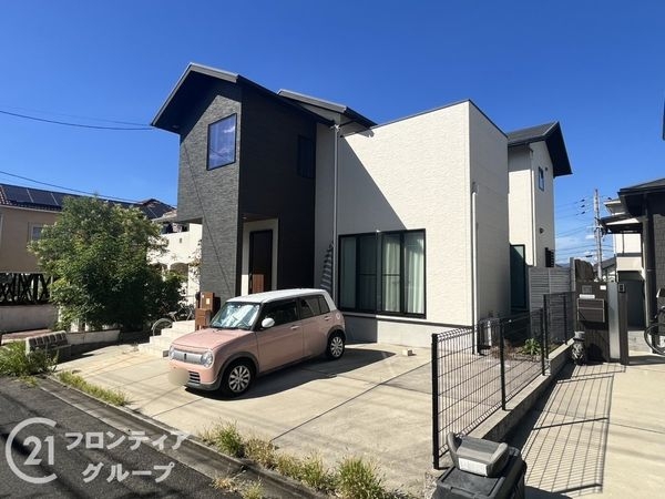 木津川市梅美台５丁目の中古一戸建て