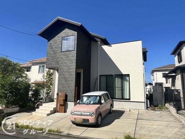 木津川市梅美台５丁目の中古一戸建て