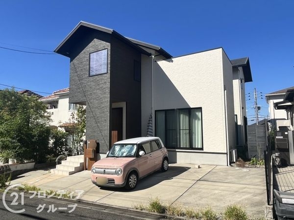 木津川市梅美台５丁目の中古一戸建て