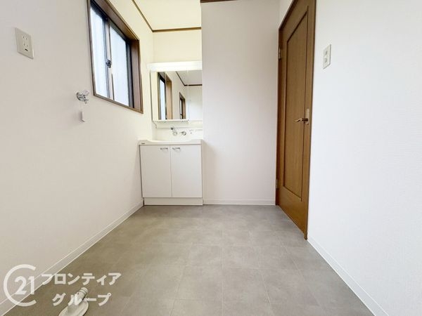生駒郡三郷町三室２丁目の中古一戸建て