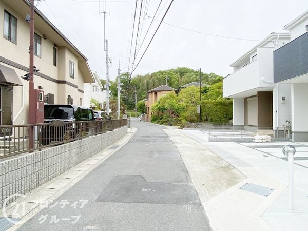 京田辺市興戸南鉾立　新築一戸建て　１号棟