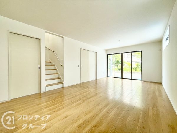 京田辺市河原神谷　新築一戸建て　１期　４号地