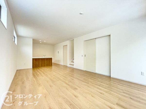 京田辺市河原神谷　新築一戸建て　１期　４号地