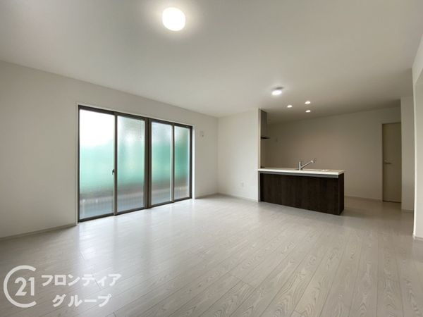 京田辺市河原神谷　新築一戸建て　1期　３号地