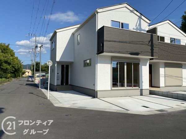 京田辺市河原神谷　新築一戸建て　1期　８号地