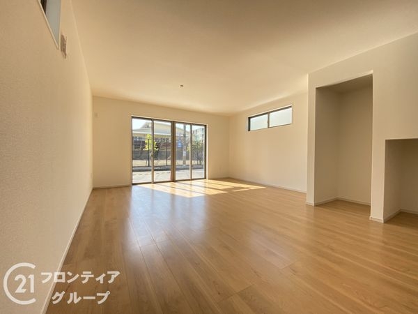 京田辺市河原神谷　新築一戸建て　1期　８号地