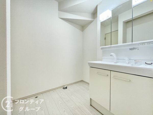 京田辺市河原神谷　新築一戸建て　1期　９号地