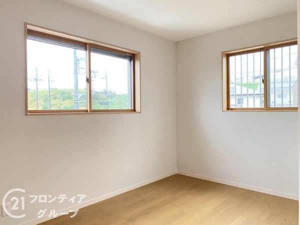 京田辺市三山木越前　新築一戸建て　４号棟
