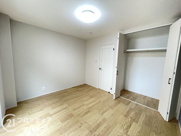 京田辺市草内五反田の中古一戸建て