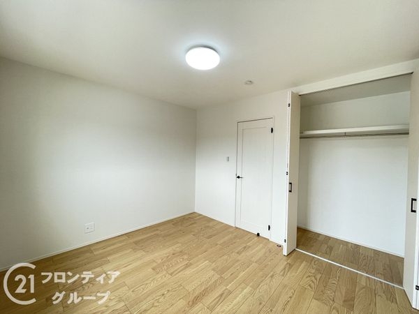 京田辺市草内五反田の中古一戸建て