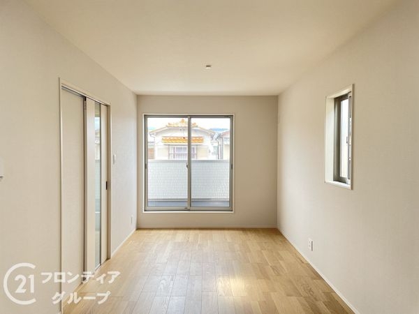 京田辺市草内五反田の中古一戸建て