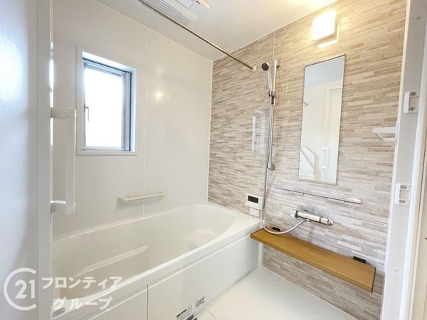 京田辺市草内五反田の中古一戸建て