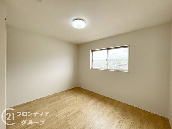 京田辺市草内五反田の中古一戸建て