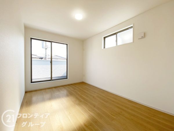 京田辺市草内八田　新築一戸建て　１期　全１区画