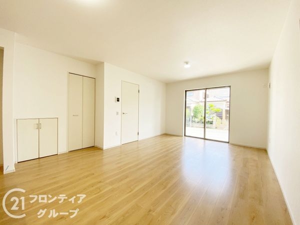 京田辺市草内八田　新築一戸建て　１期　全１区画