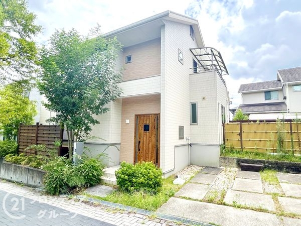 相楽郡精華町光台７丁目　中古一戸建て