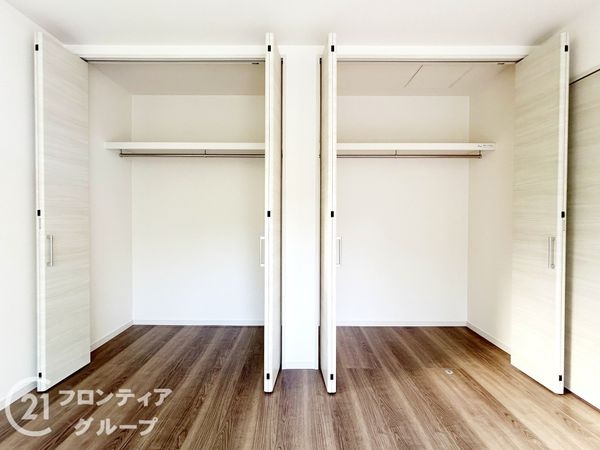 奈良市五条畑１丁目　新築一戸建て　３期　２号棟