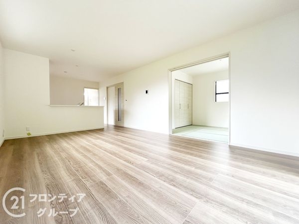 奈良市五条畑１丁目　新築一戸建て　３期　２号棟