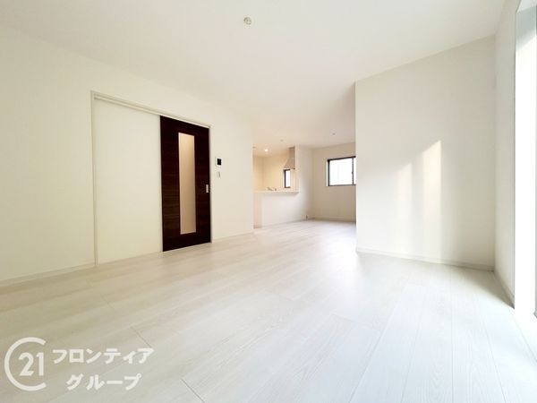 奈良市五条畑１丁目　新築一戸建て　３期　４号棟