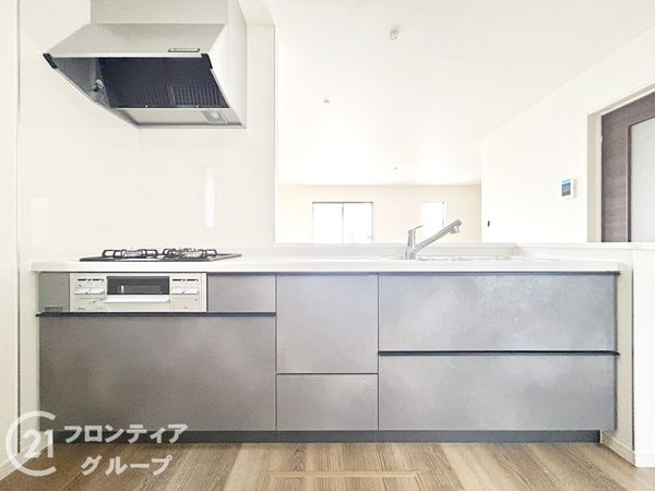 奈良市五条畑１丁目　新築一戸建て　３期　５号棟