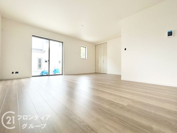 奈良市五条畑１丁目　新築一戸建て　３期　５号棟
