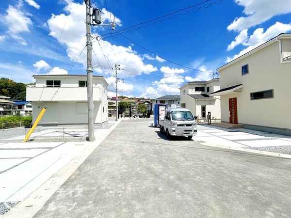 奈良市五条畑１丁目　新築一戸建て　３期　８号棟