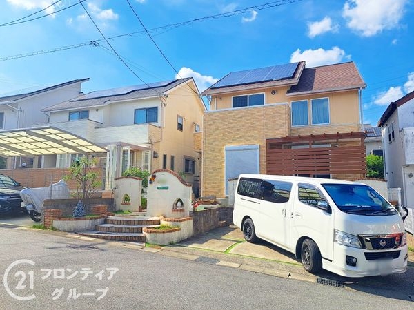 生駒市松美台の中古一戸建て