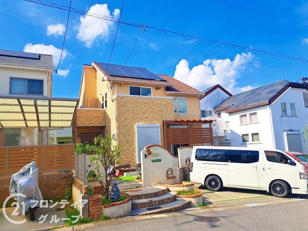 生駒市松美台の中古一戸建て