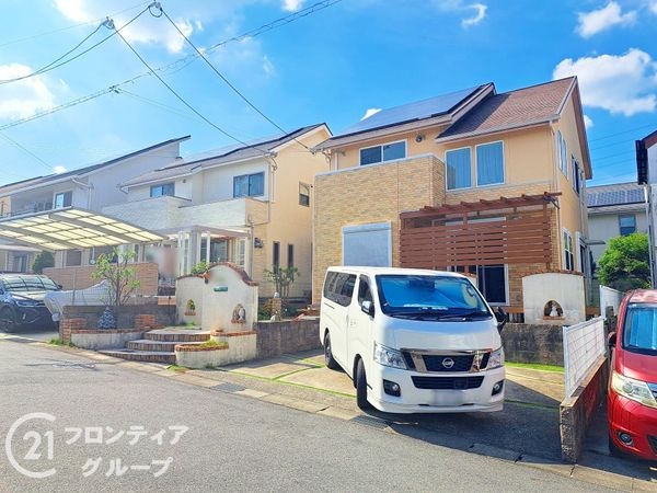 生駒市松美台の中古一戸建て