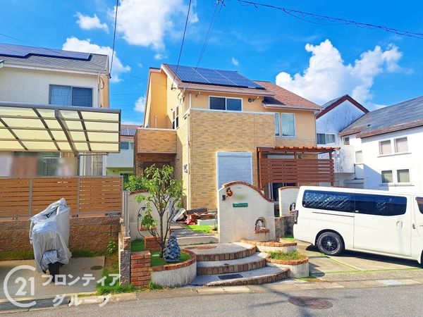 生駒市松美台の中古一戸建て